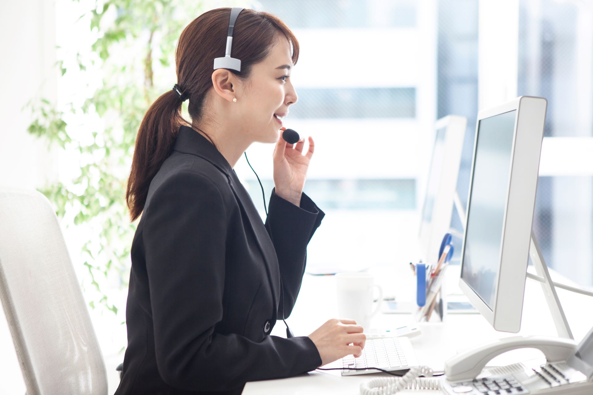 共用フロントサービス